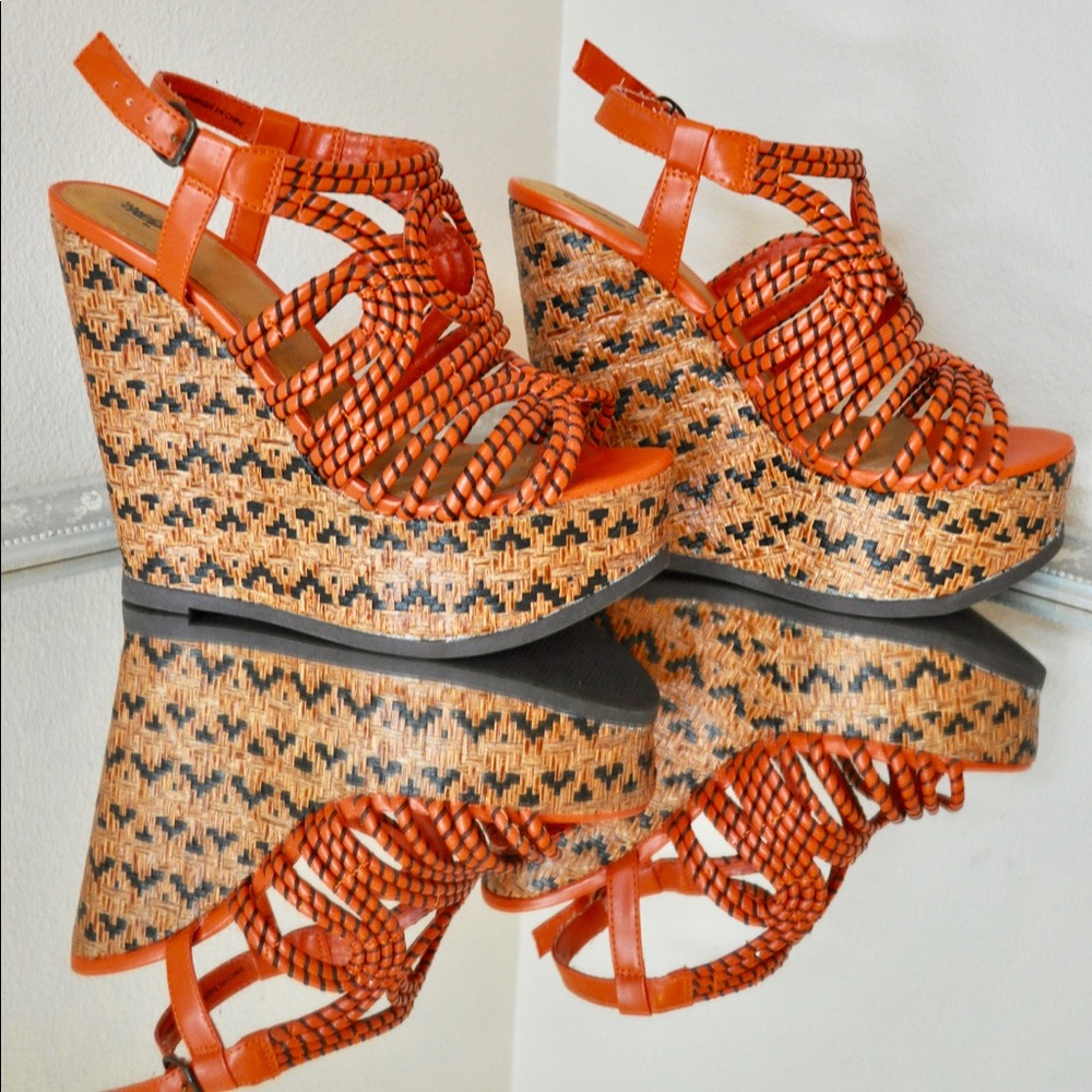 Mossimo Orange 5 1/2” wedge sandal